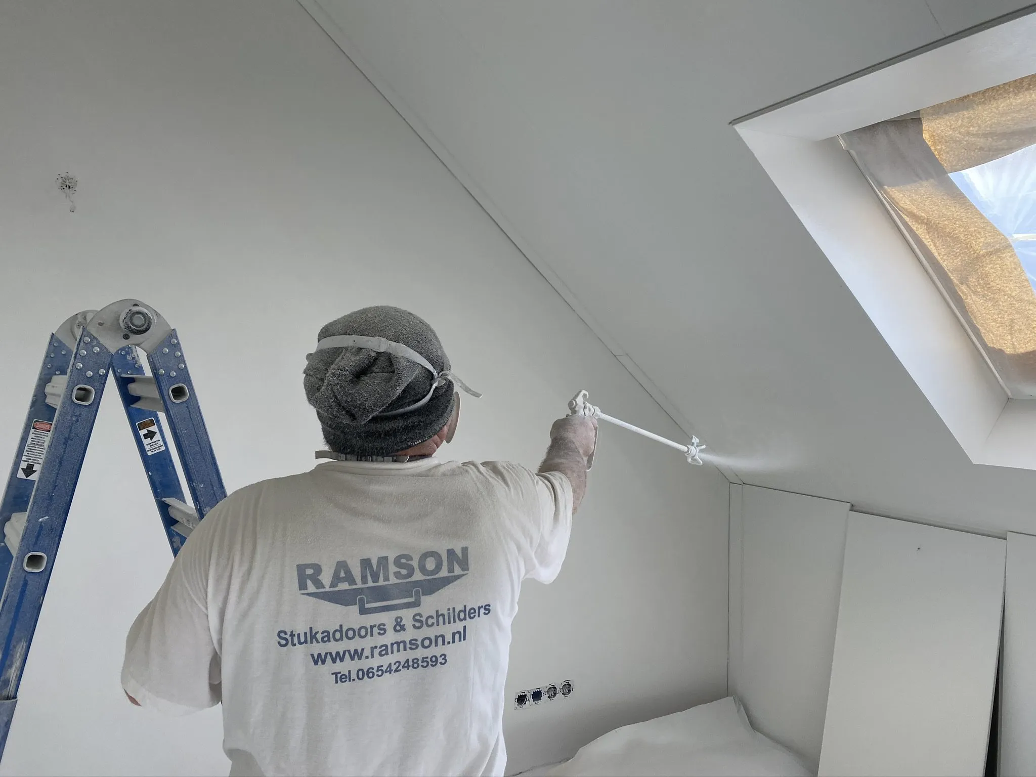 Latex spuiten door Ramson